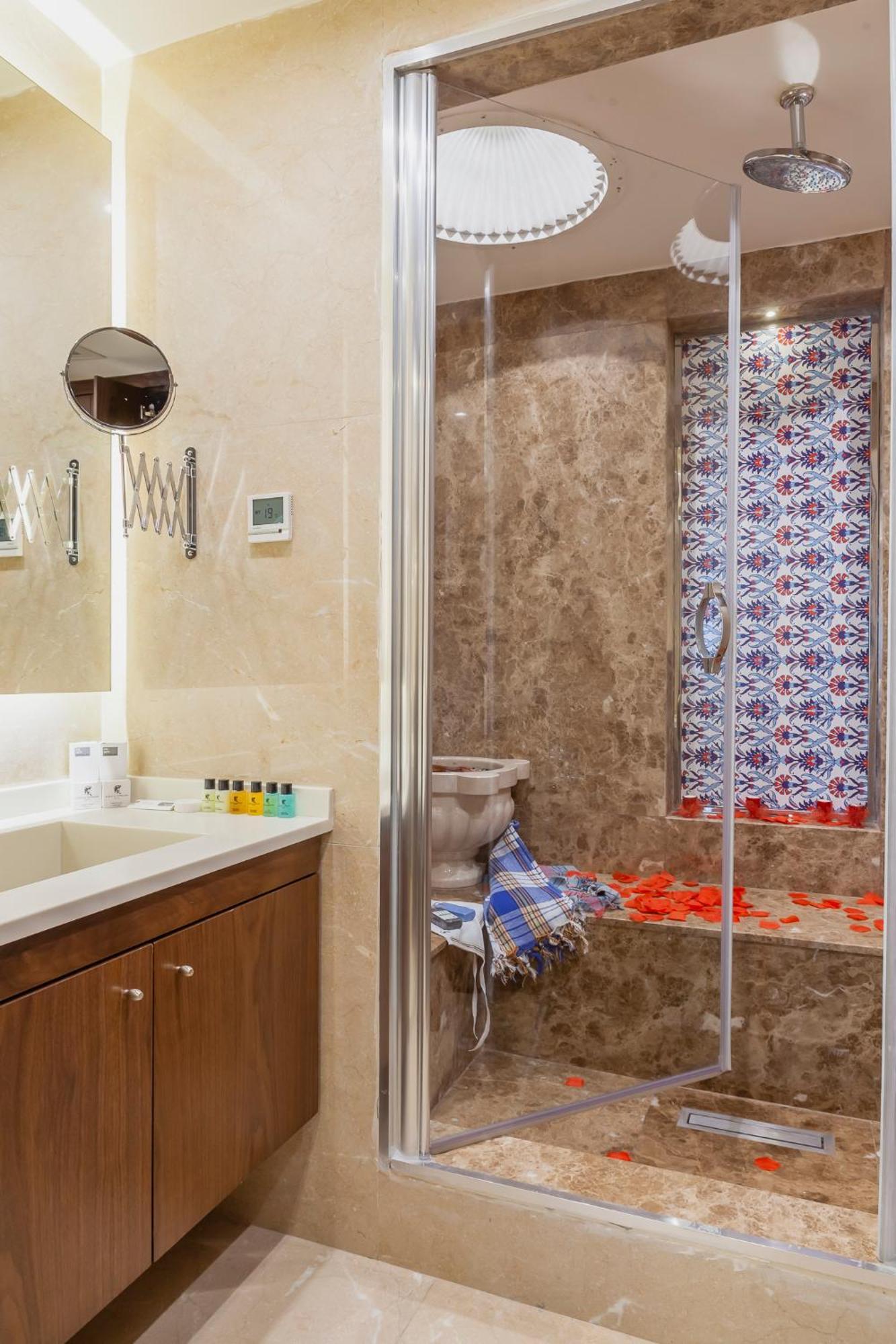 Three-Bedroom Apartment - High Floor